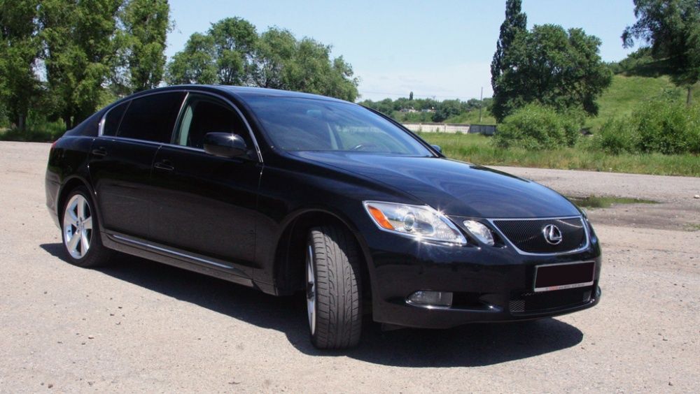 Бампер на Lexus Gs 300/350 Лексус '06-'07