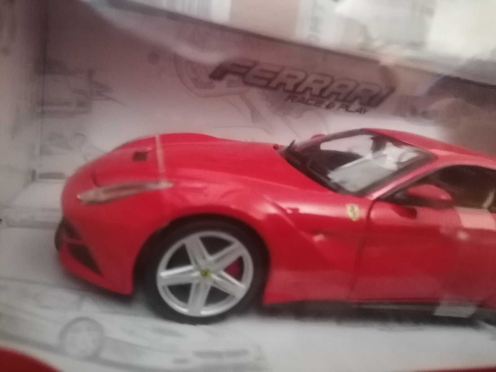Колекционерски модел: Ferrari - F12 Berlinetta 1/24 Bburago