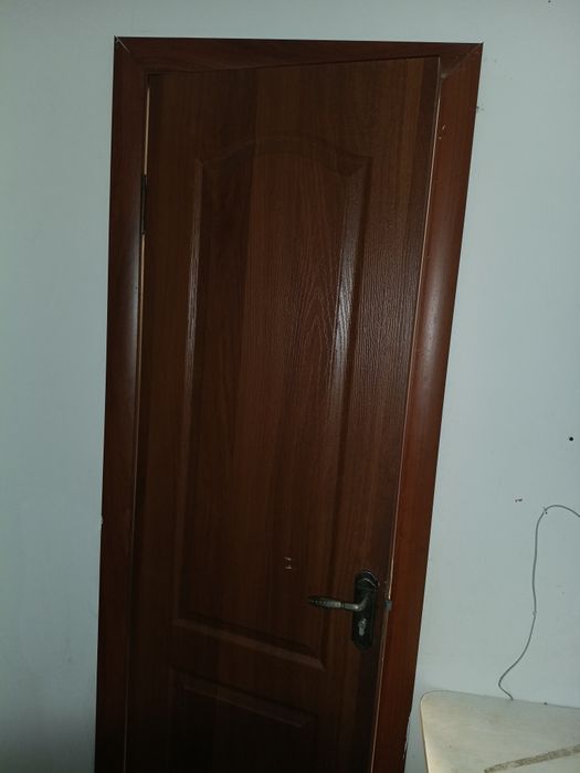 Дверь меж комнатные