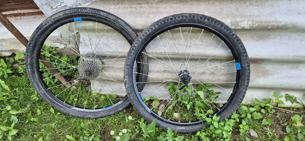 Vand, cercuri bicicleta, frane hidraulice si cadru