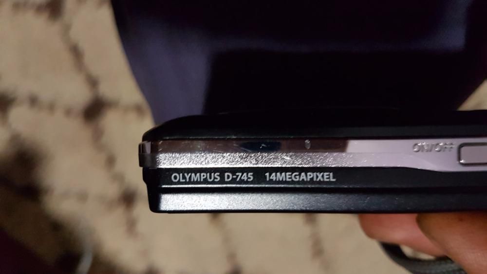 Olympus D-745