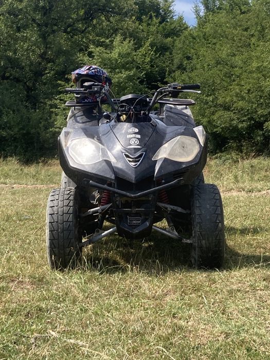 Vand atv e ton verctor 250 sau schimb