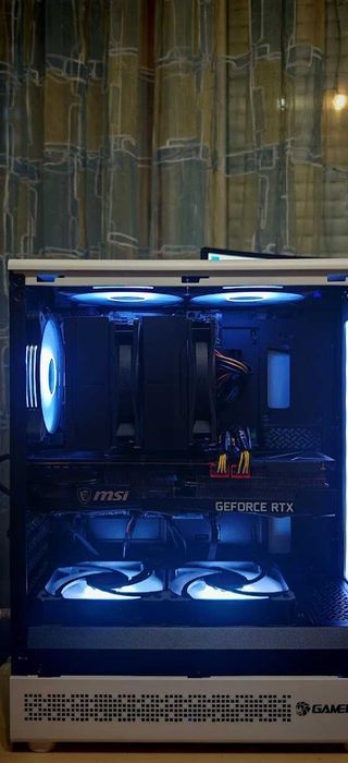 Продавам Геймърско PC I7 13700/32Gb/1.5TB nVme/RTX 3070TI/Гарац