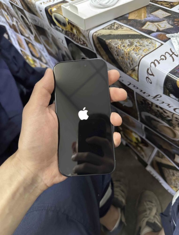 IPhone 16 128gb.