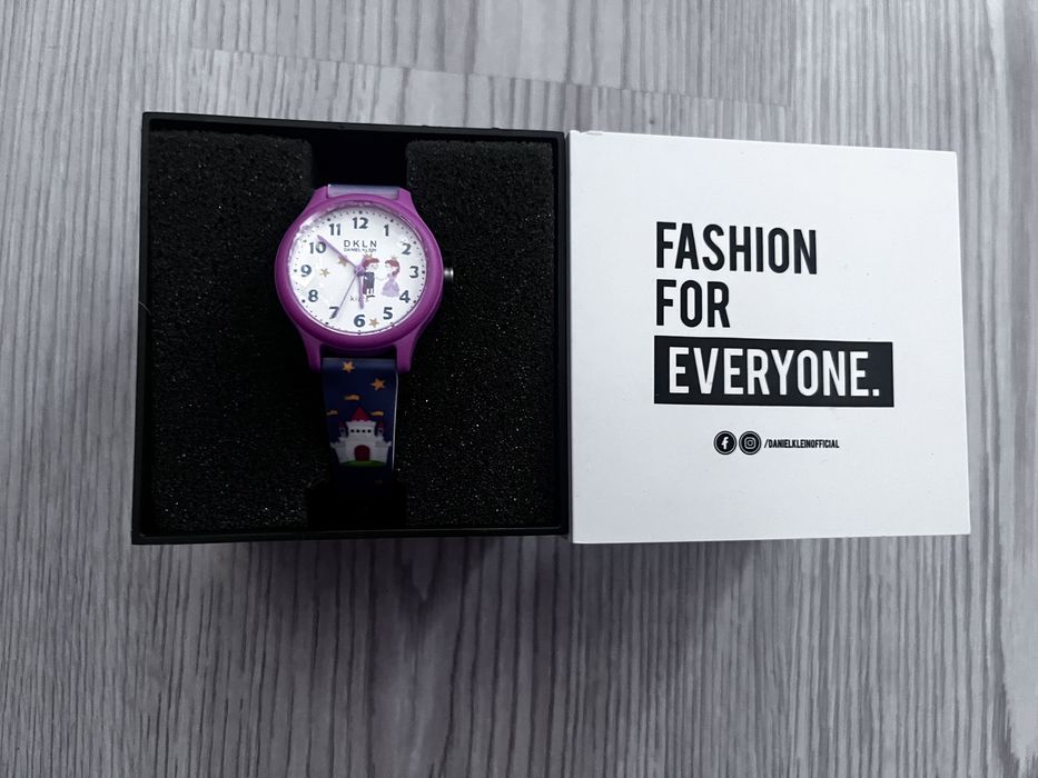 Ceas copii, nou, Daniel Klein