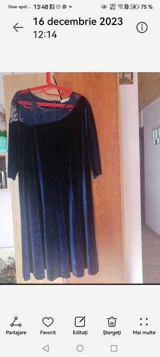 Rochie de catifea nepurtata