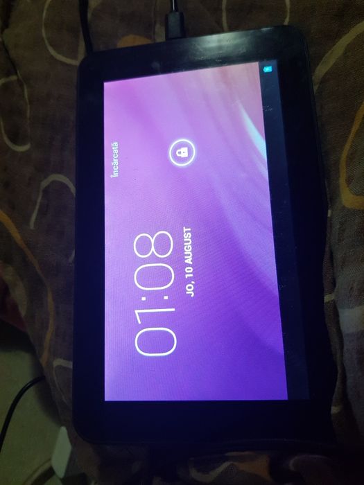 Doar 20 Lei. Tableta android. Ecran bun. Baterie defecta. In Iasi.