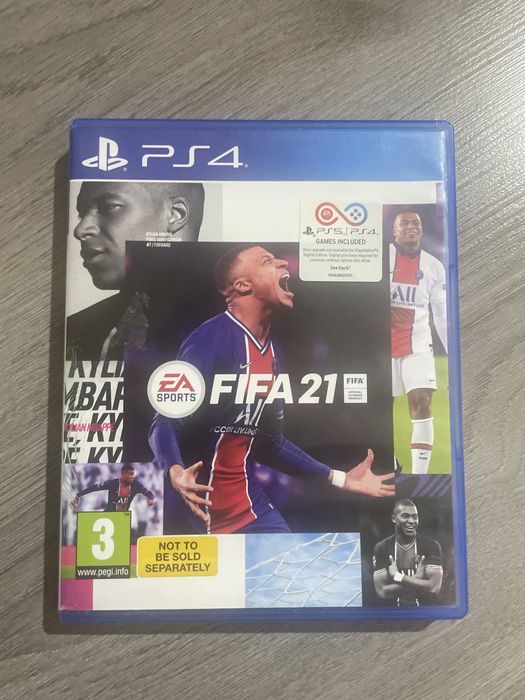 Плейстейшън 4 слим