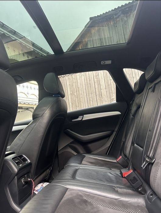 Audi Q5 2.0 TDI quattro S line (Alpin Edition)