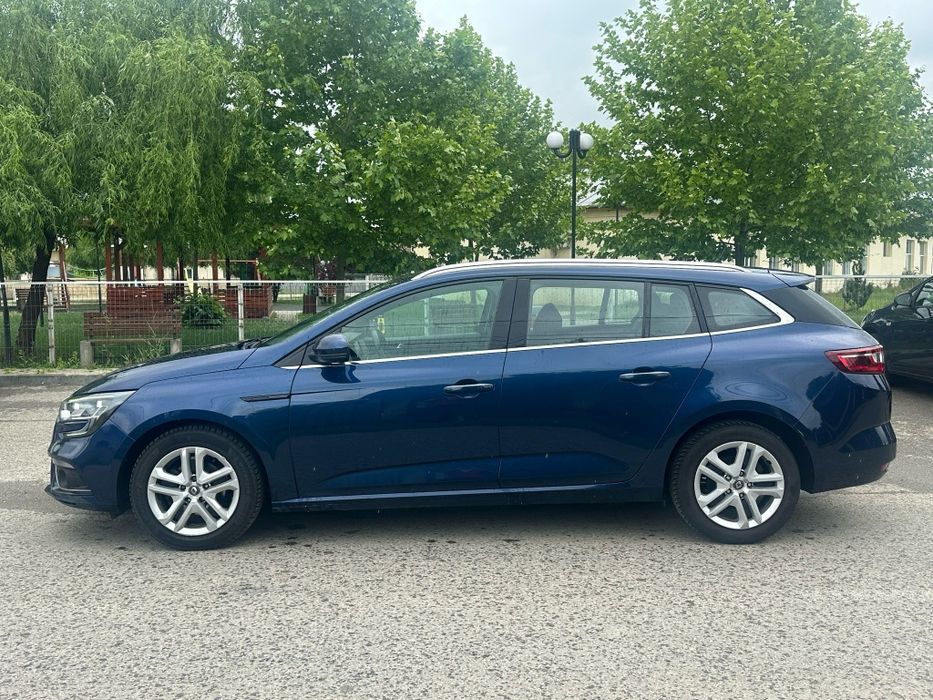 renault  2019 luna 11 .115 cp.