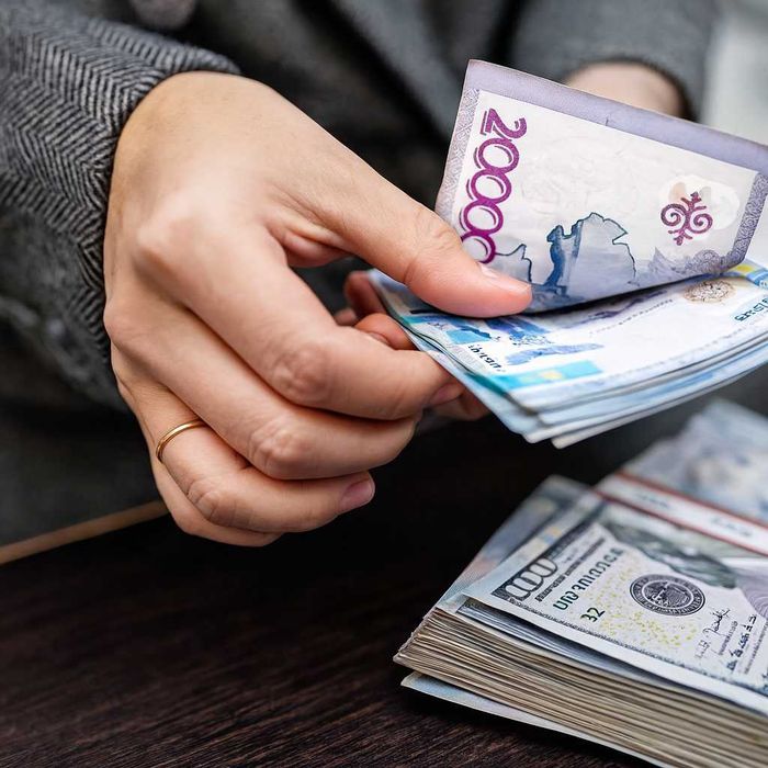 Деньги в долг под проценты. Кредит без предоплат