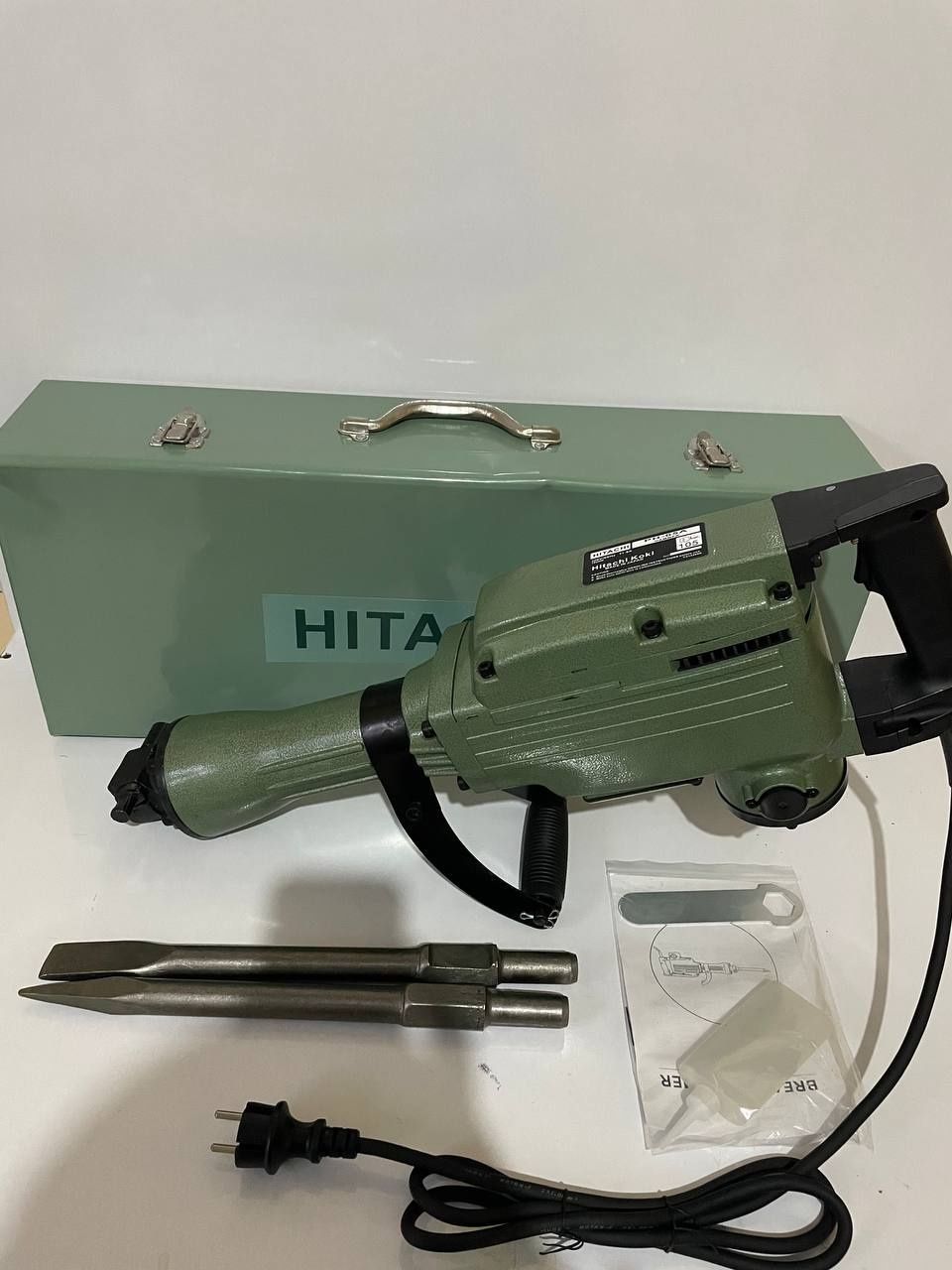 Отбойник perfarator makita DEWALT crown hitaci