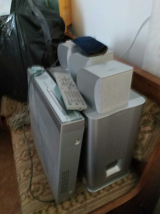 Sistem Sony muzica si video