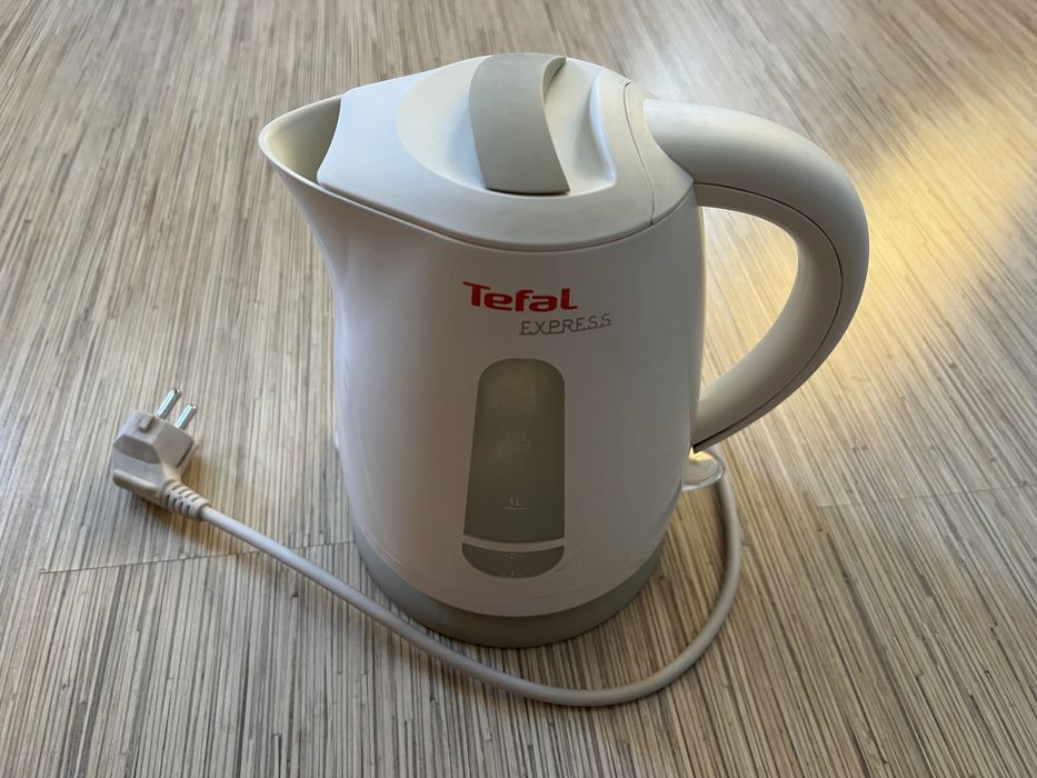Электрический Чайник Tefal 1,5л, б/у