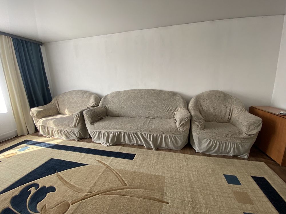 Срочно продам диван 321