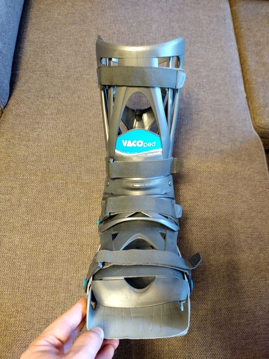 Ортопедична обувка VACOped за нараняване/счупване/операция на ахилес