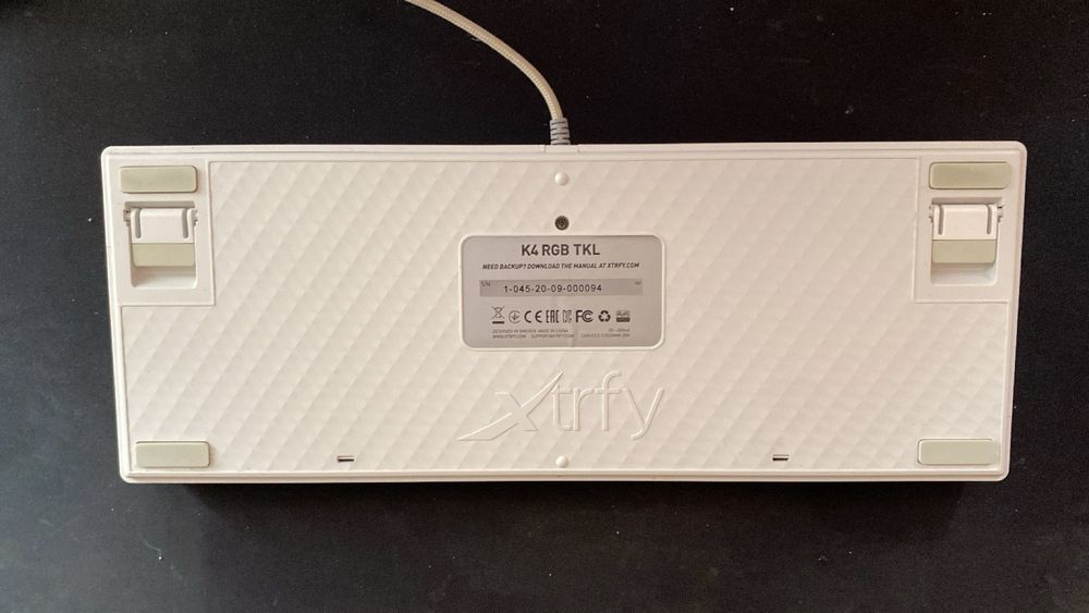 Xtrfy K4 TKL white RGB keyboard (клавиатура)