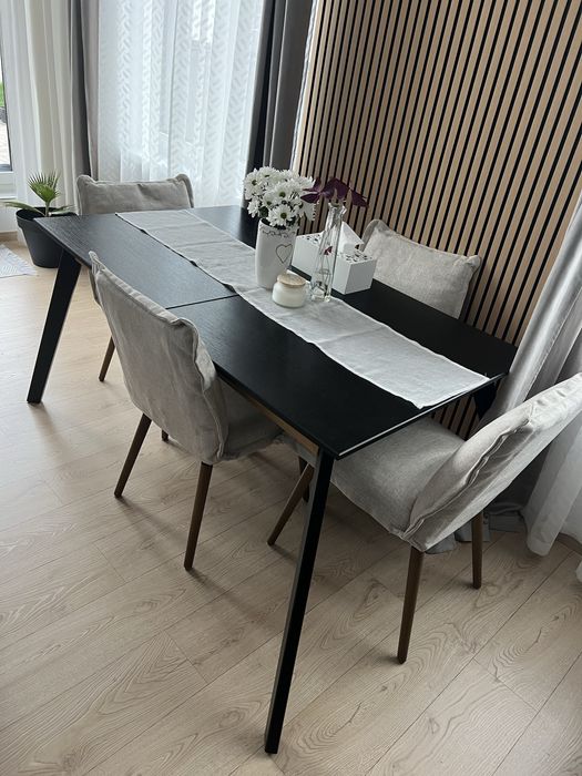 Masa lemn masiv extensibila