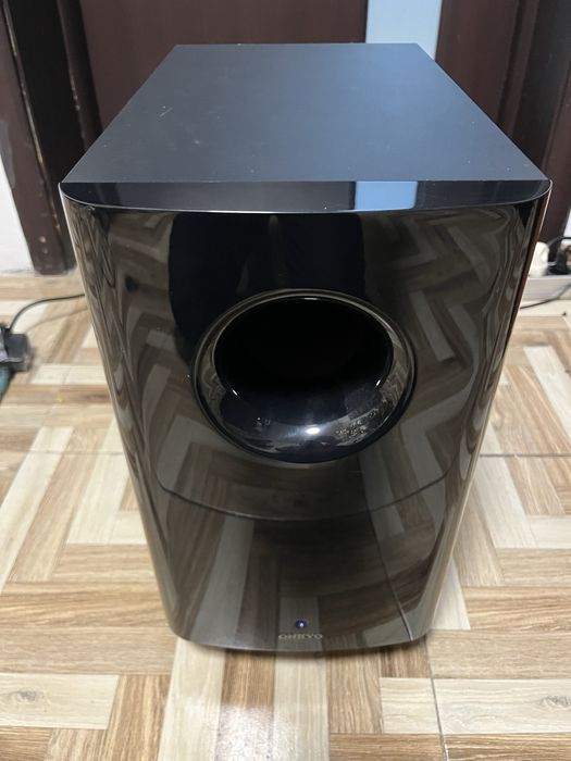 Subwoofer Onkyo KSW-501