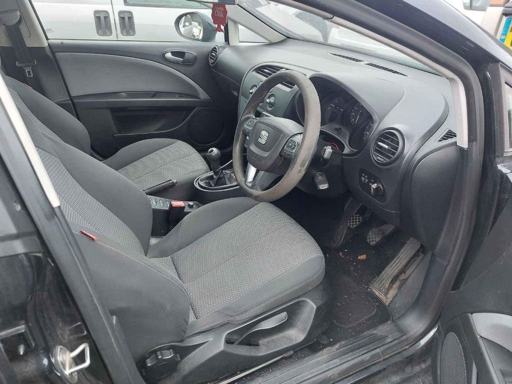 Bara spate Seat Leon 2 2010 HATCHBACK 1.2 TSI CBZB