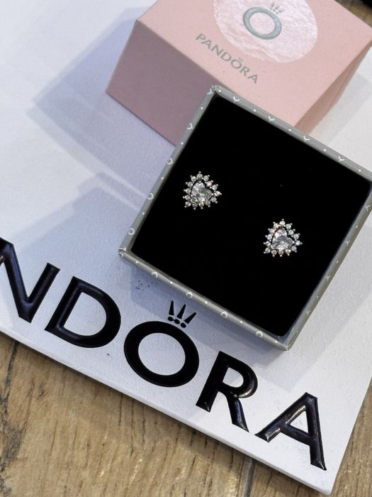 Пандора обеци Pandora