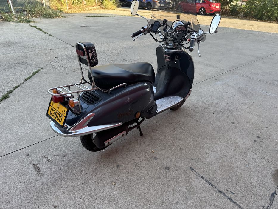 Scuter FARA PERMIS 25 km/h 49 cm AGM RETRO cu set de 80 cm