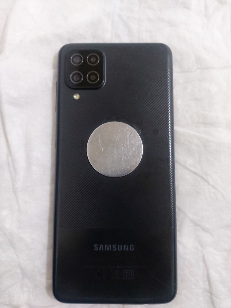 Samsung A12 Продаётся.