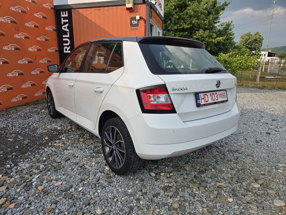 Skoda Fabia Benzina MPI HATCHBACK Finantare Rate-Credit