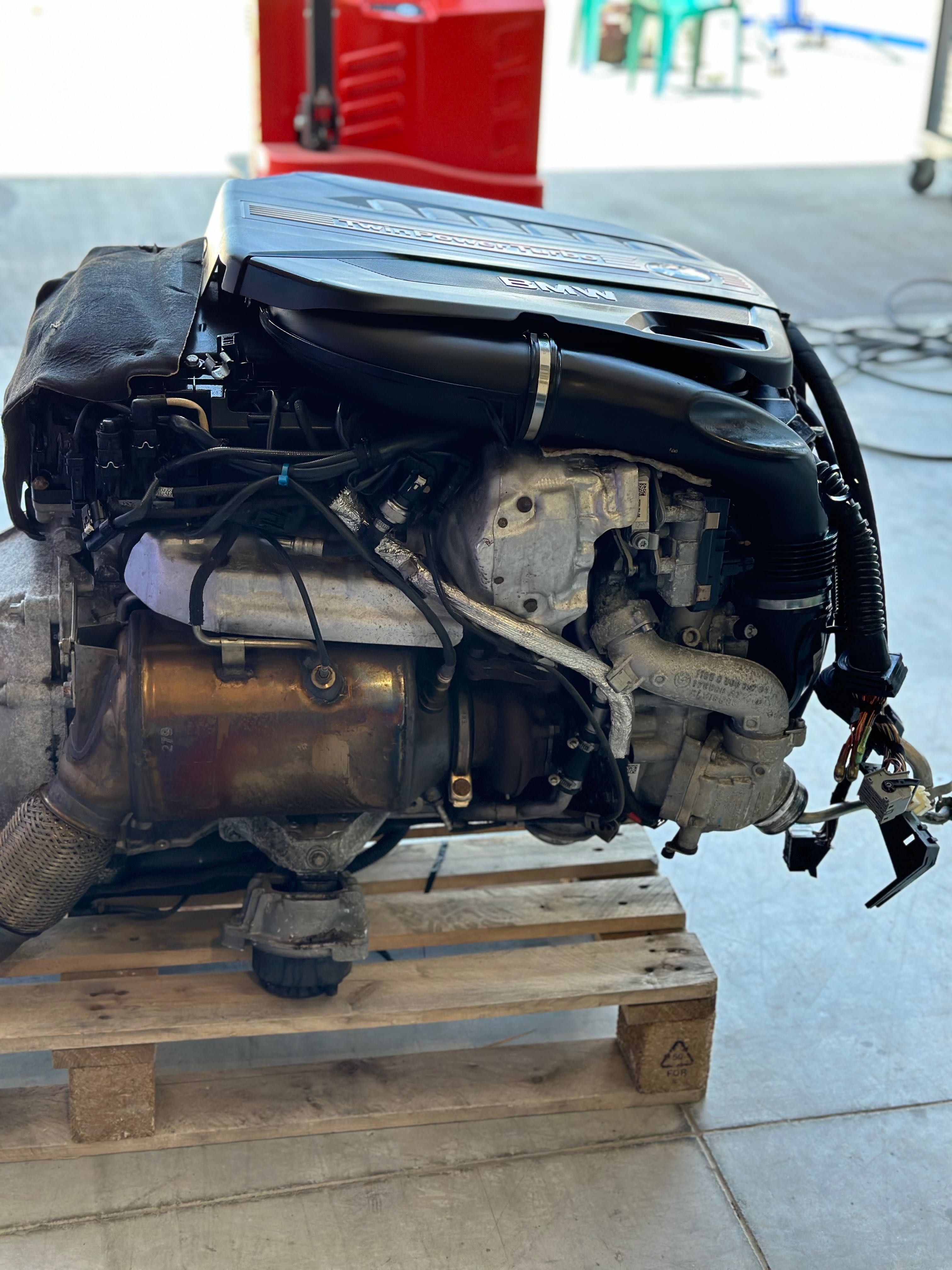 двигател БМВ BMW сто процента оборудван r N57D30B F13 640D