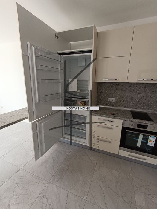 Продава се Тристаен апартамент в Варна, м-т Траката - 100 кв.м за 2280 €/кв.м - Снимка #8