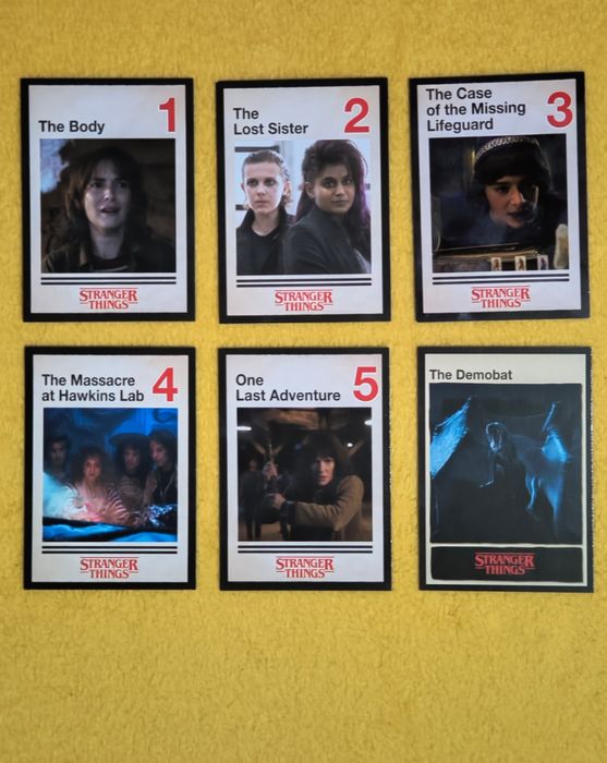 Vând/schimb cartonașe Stranger Things panini 2025, numai în Craiova.