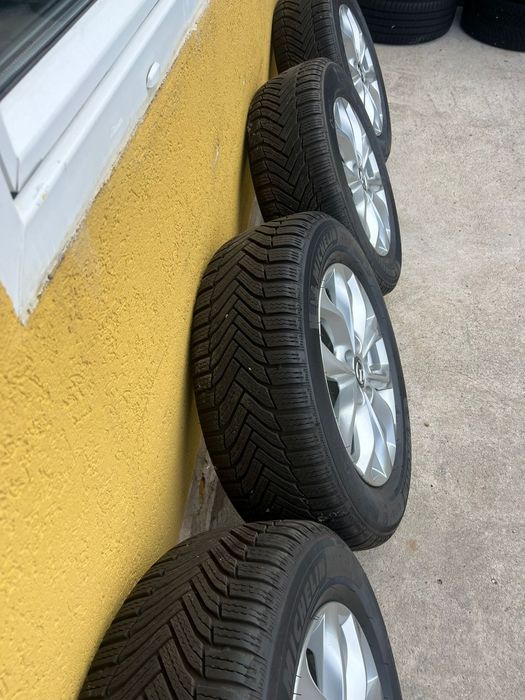 Roți Jante Anvelope Mazda
