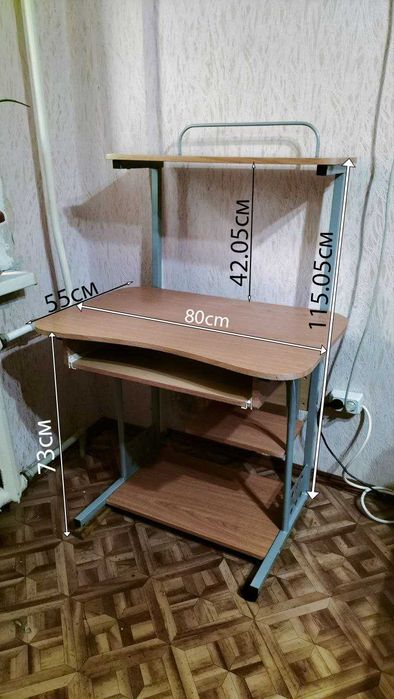 Компьюторный стол. 80см/55см/115см