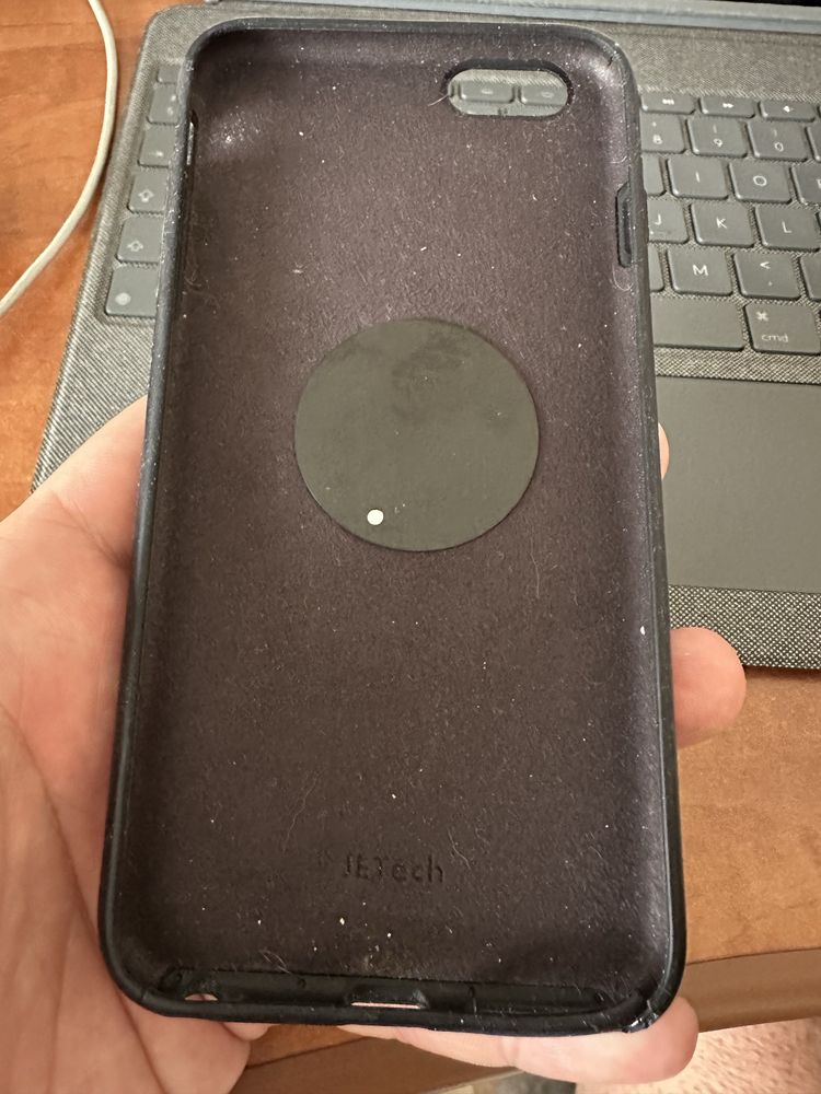 Vând iphone 6s plus