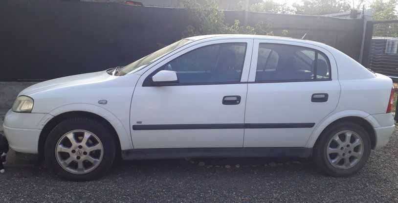 Vand Opel Astra G 1.4 Twinport, al doilea proprietar, 115000km