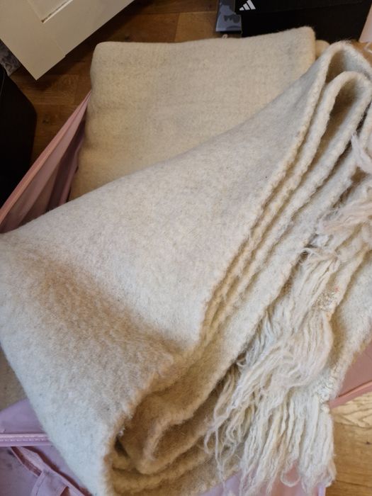 Вълнени одеала нови