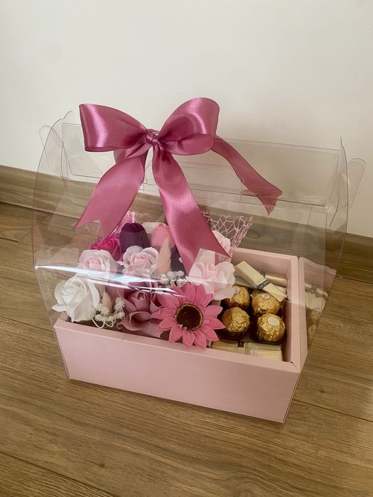 Подаръчна кутия със сапунени рози