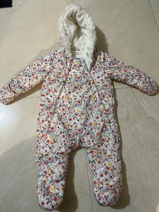 Combinezon fetita Primark Baby marime 74