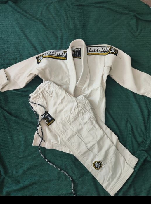 Kimono Brazilian Jiu Jitsu TATAMI
