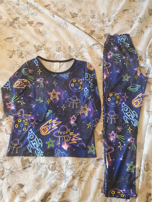 Ежедневен комплект термобельо за момче  Светещ космос