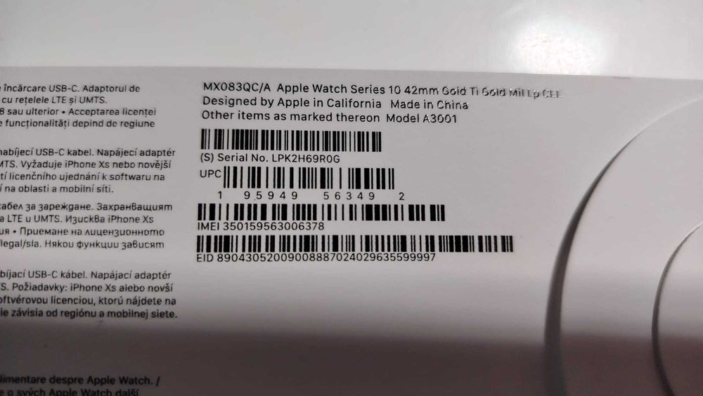 Apple Watch 10, GPS, Cellular, Carcasa Gold Titanium 42mm,