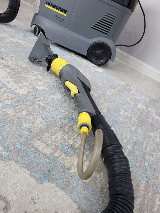 Моющий пылесос КЁРХЕР