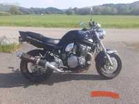 Suzuki bandit 1200.
