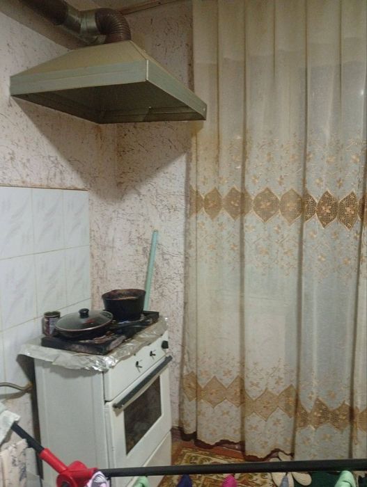 Продаю 1ком.3этаж.Согдиана Дск базар