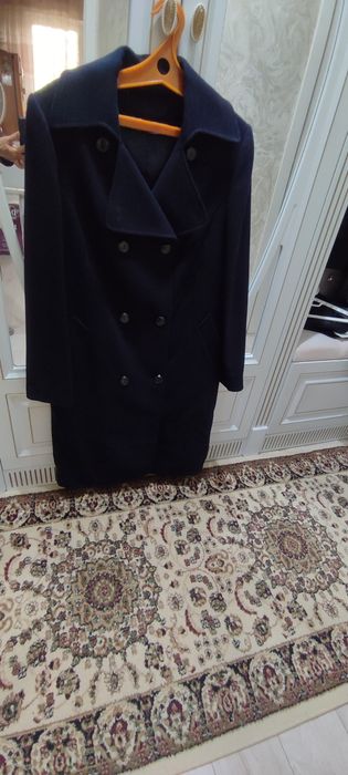 Женская кашемировое и стеганное пальто,