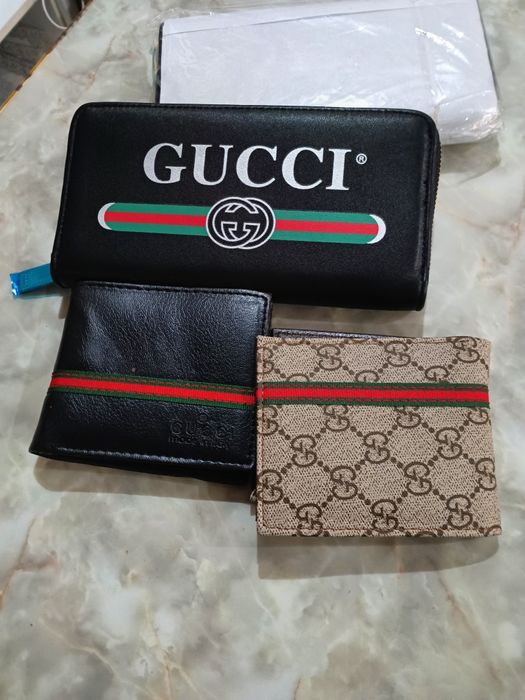 Нови портмонета.