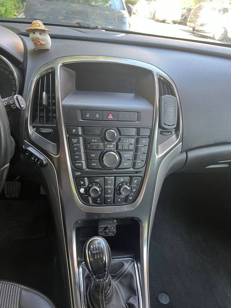 Opel astra J 2010