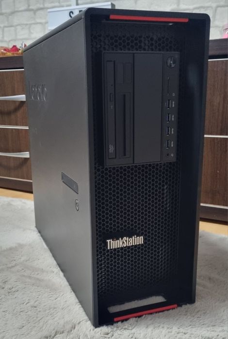 Server Lenovo P510: Xeon e5 2650 v4/32GB RAM/GT 730 2GB/SSD 256GB/Wifi