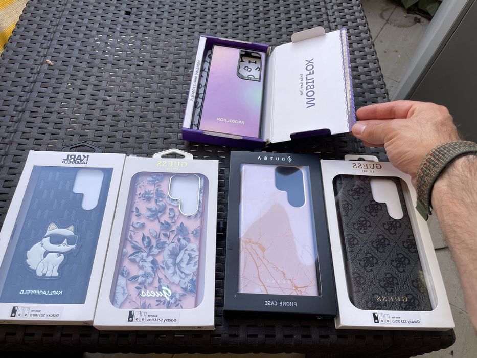 Huse originale noi samsung 23 Ultra