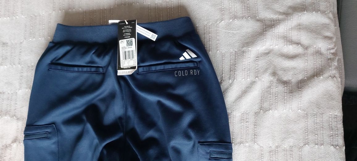 Оригинално спортно долнище Adidas Cold.RDY